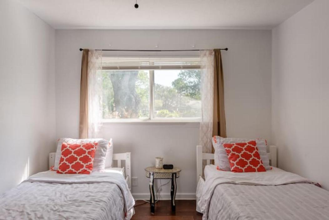 Oasis 3 Near Dfw Airport With Mediterranean Setting Irving Luaran gambar