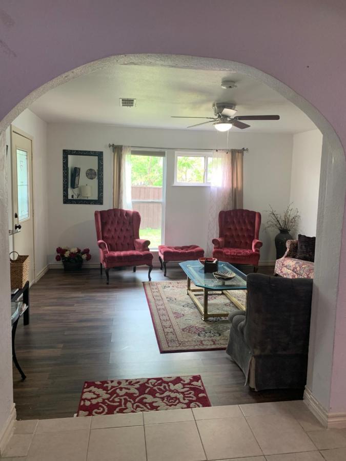 Oasis 3 Near Dfw Airport With Mediterranean Setting Irving Luaran gambar