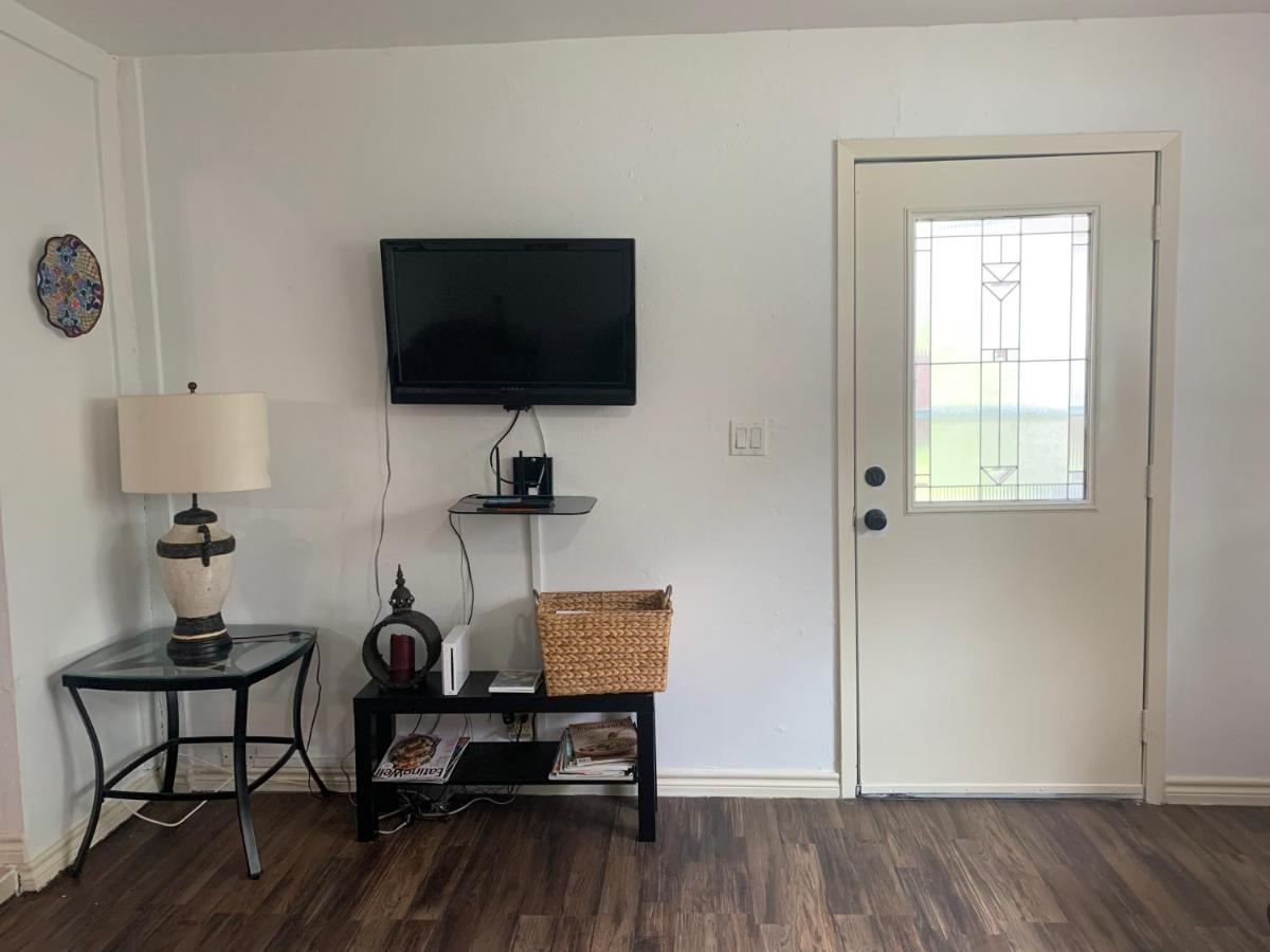 Oasis 3 Near Dfw Airport With Mediterranean Setting Irving Luaran gambar